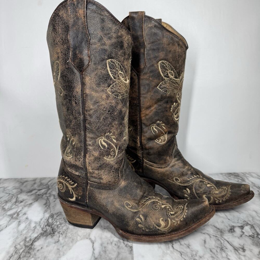 Embroidered Leather Heeled Boots - Brown